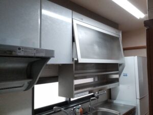 千葉キッチン取付け隊　電動昇降乾燥機の取替　施工前